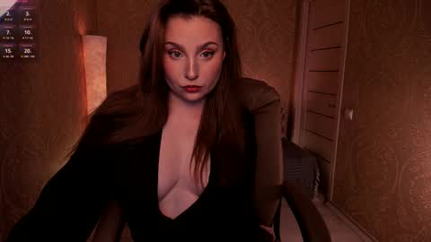 eesmaaarr online show from February 25, 2026, 11:25 pm