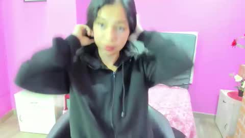 Snapshot of eeva_luna_ chatting on November 28, 2025, 11:57 am Luna online show from November 28, 2025, 11:57 am