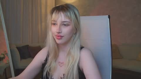 Snapshot of eevamarie chatting on March 27, 2026, 5:12 pm EVA NON NUDE online show from March 27, 2026, 5:12 pm