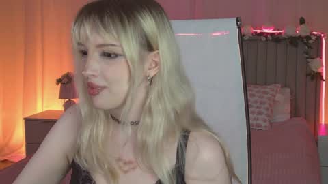 Snapshot of eevamarie chatting on March 30, 2026, 4:41 pm EVA NON NUDE online show from March 30, 2026, 4:41 pm