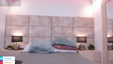 Eevee online show from February 18, 2026, 3:13 am