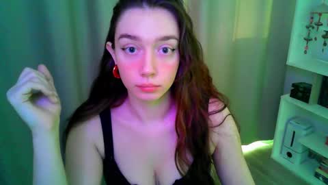 effie_balconii online show from December 14, 2025, 8:09 am