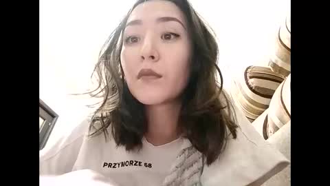 Effy online show from May 16, 2026, 7:45 pm