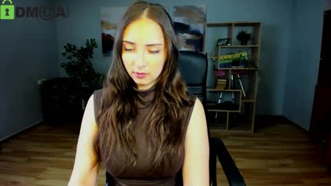 Effy Royse online show from April 18, 2026, 5:55 am