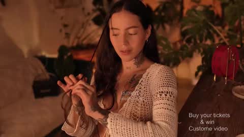 Snapshot of effylowell_ chatting on September 16, 2025, 2:12 am Effy online show from September 16, 2025, 2:12 am