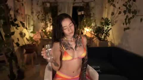 Effy online show from July 15, 2026, 12:27 am