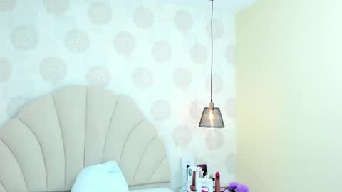 Snapshot of effystonnem chatting on January 3, 2025, 10:08 pm E F F Y online show from January 3, 2025, 10:08 pm