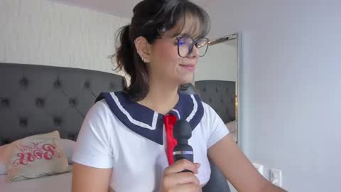 Snapshot of effystonnem chatting on February 27, 2025, 7:26 pm E F F Y online show from February 27, 2025, 7:26 pm