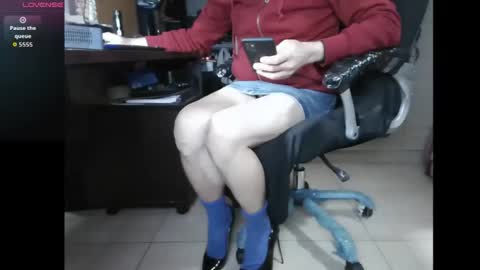 efi_crossou online show from October 31, 2025, 6:20 pm