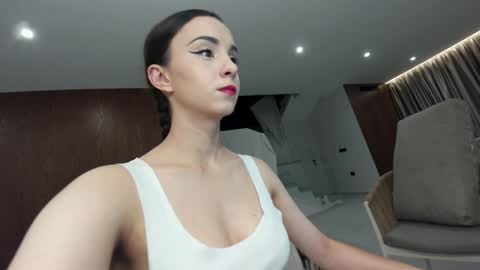 Snapshot of ehotlovea chatting on February 14, 2026, 3:36 am Erik and Alice online show from February 14, 2026, 3:36 am