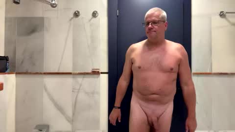 Snapshot of eichelhorn chatting on November 15, 2025, 10:56 am eichelhorn online show from November 15, 2025, 10:56 am