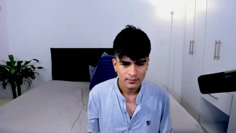 eiden_allenx1 online show from January 3, 2025, 11:25 am