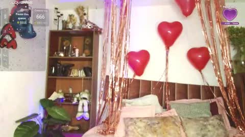 eimi_goddess online show from February 16, 2026, 10:44 am