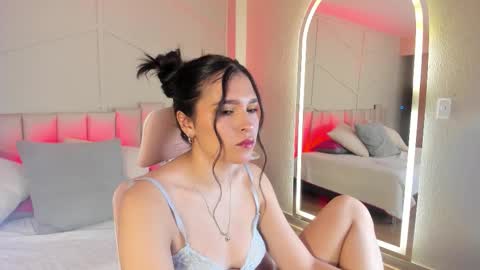 Snapshot of eimmy_bm chatting on September 20, 2025, 3:13 pm eimmy_bm online show from September 20, 2025, 3:13 pm