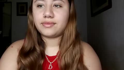 EIMY   MODEL INDEPENDENT online show from January 12, 2025, 3:07 am