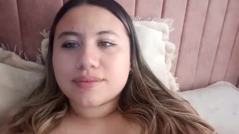 EIMY   MODEL INDEPENDENT online show from May 25, 2026, 3:51 pm