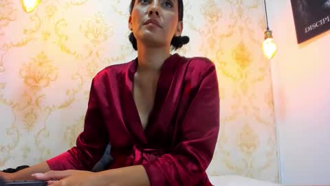 Eimy online show from March 8, 2026, 2:04 am