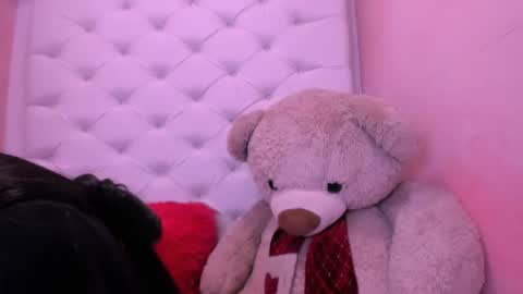 eimy online show from April 15, 2026, 3:30 pm