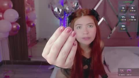 eimyaniston cute online show from December 20, 2025, 12:01 pm