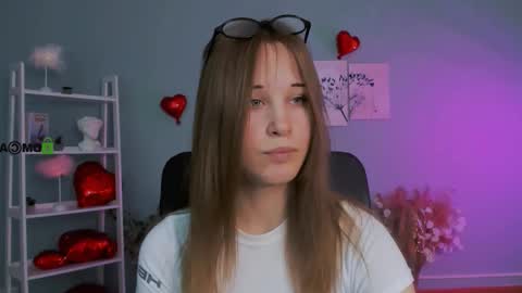 Snapshot of eira_mouse chatting on February 22, 2026, 9:19 am Sweet Eira online show from February 22, 2026, 9:19 am