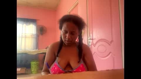 Eirondra Valeen online show from February 26, 2026, 1:32 pm