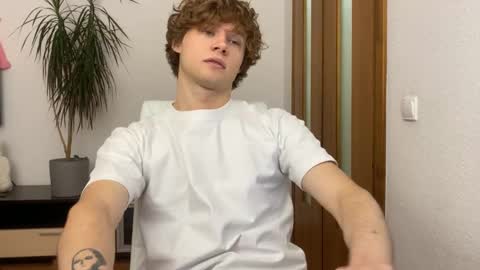 Eitan online show from December 7, 2024, 1:40 pm