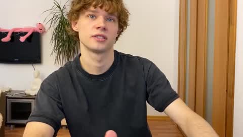 Eitan online show from January 3, 2025, 9:04 am