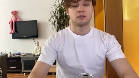 Eitan online show from March 1, 2025, 10:34 am