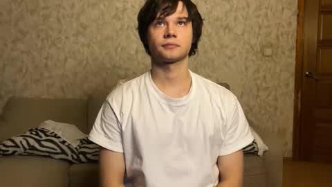 Eitan online show from December 19, 2025, 4:25 pm