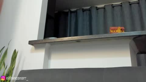 EITHAN CONOR online show from March 2, 2025, 5:54 am