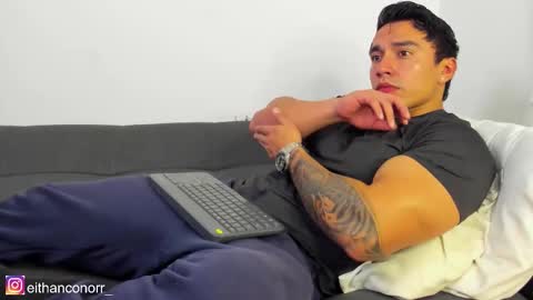 EITHAN CONOR online show from January 13, 2026, 2:39 am