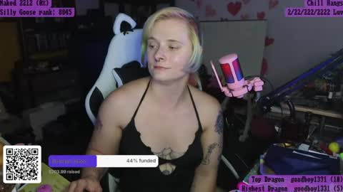 Snapshot of el_dragon69 chatting on July 21, 2026, 8:33 pm El Dragon69 online show from July 21, 2026, 8:33 pm