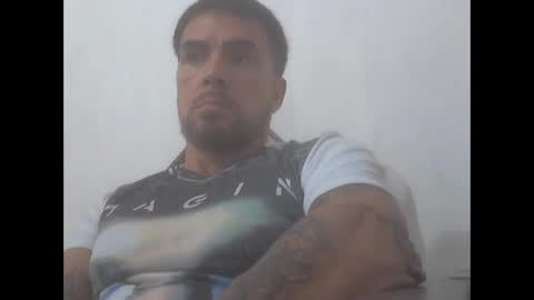 el_principe_veryhot online show from February 16, 2026, 5:03 am