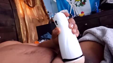 Snapshot of el_santo18 chatting on February 16, 2025, 4:10 pm Santos online show from February 16, 2025, 4:10 pm