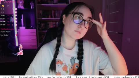 If you like it when I meow give me a thumbs up online show from April 5, 2026, 12:46 pm