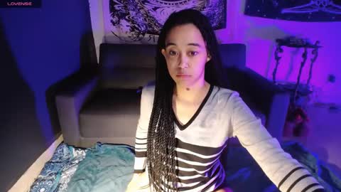 Snapshot of ela_0 chatting on January 26, 2025, 5:34 am Ela Help me reach 100 thumbs up online show from January 26, 2025, 5:34 am