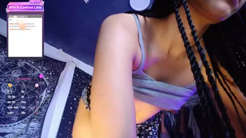 Snapshot of ela_0 chatting on January 29, 2025, 2:21 pm Ela Help me reach 100 thumbs up online show from January 29, 2025, 2:21 pm