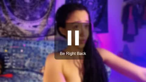 Snapshot of ela_0 chatting on February 4, 2025, 1:27 pm Ela Help me reach 100 thumbs up online show from February 4, 2025, 1:27 pm