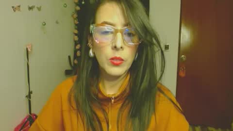 Snapshot of ela_3611 chatting on January 19, 2026, 1:09 am ela_3611 online show from January 19, 2026, 1:09 am