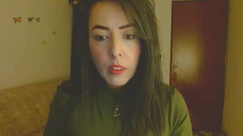 Snapshot of ela_3611 chatting on May 7, 2026, 2:50 am ela_3611 online show from May 7, 2026, 2:50 am