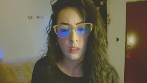 Snapshot of ela_3611 chatting on May 16, 2026, 7:34 pm ela_3611 online show from May 16, 2026, 7:34 pm