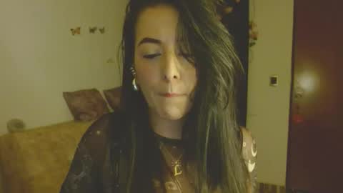 Snapshot of ela_3611 chatting on June 1, 2026, 12:12 am ela_3611 online show from June 1, 2026, 12:12 am