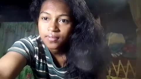 elaliealdy online show from July 7, 2026, 10:52 am