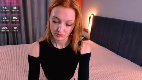 ElaraSun online show from April 20, 2026, 7:48 pm