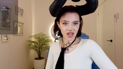 elastikiss online show from October 28, 2025, 2:26 am