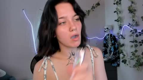 Snapshot of elastikiss chatting on June 27, 2026, 7:24 am elastikiss online show from June 27, 2026, 7:24 am