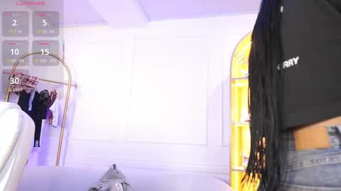 Snapshot of elasummeer chatting on October 22, 2025, 12:05 pm Elasummeer online show from October 22, 2025, 12:05 pm