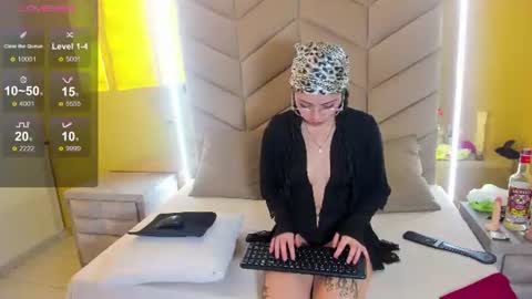 Snapshot of elavictoria chatting on June 16, 2026, 2:09 pm Victoria online show from June 16, 2026, 2:09 pm