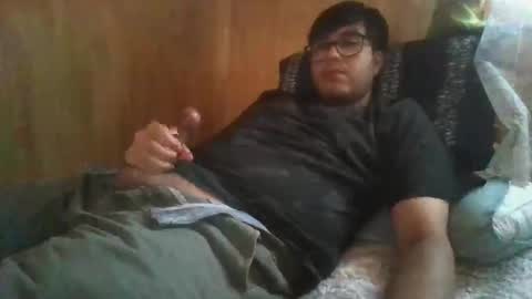 Snapshot of elbizarre96 chatting on February 16, 2026, 7:32 pm elbizarre96 online show from February 16, 2026, 7:32 pm