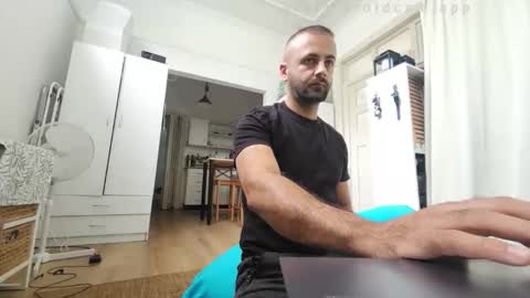 Snapshot of elcondorxo509107 chatting on October 9, 2025, 3:04 am daniel18cmx online show from October 9, 2025, 3:04 am